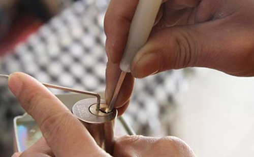 廣州開(kāi)鎖電話(開(kāi)保險(xiǎn)柜汽車(chē)鎖)